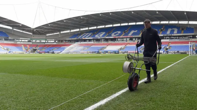 Bolton v Leeds