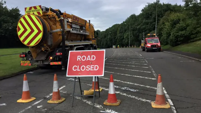 Roadworks on Castlefields Way