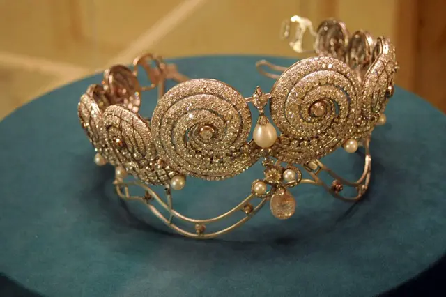 An Egyptian crown