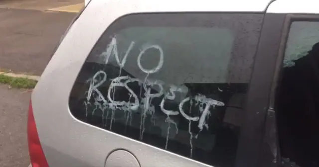 Vandalised car, Luton