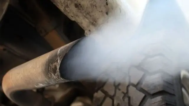 Exhaust pipe