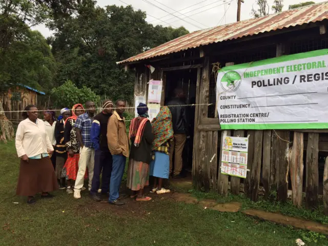 Voters in queue