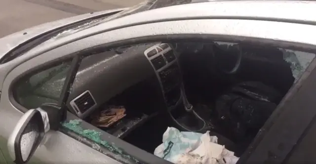 Vandalised car, Luton