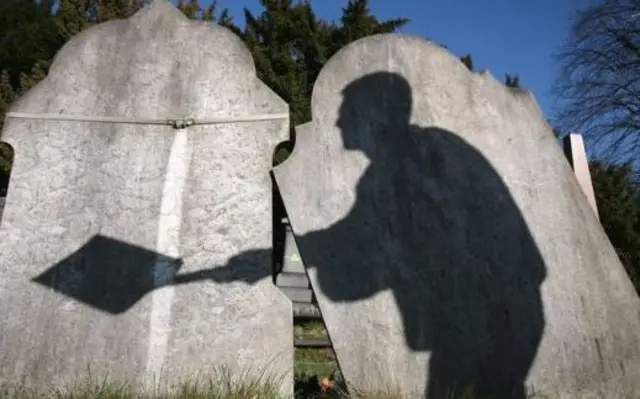 Grave