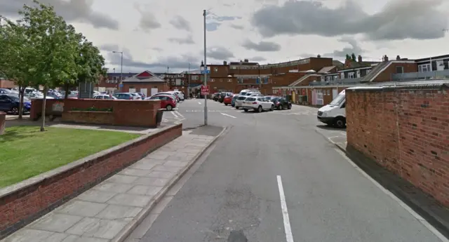 gainsborough car park