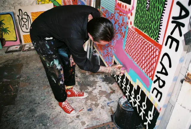 Laurie Vincent of Slaves