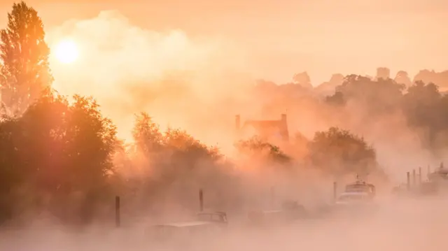 Mist at Gunthorpe