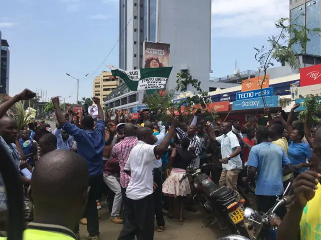 Crowds in Kisumu