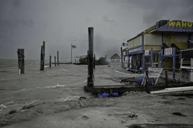 Rough waves pictured at Islamorada Florida