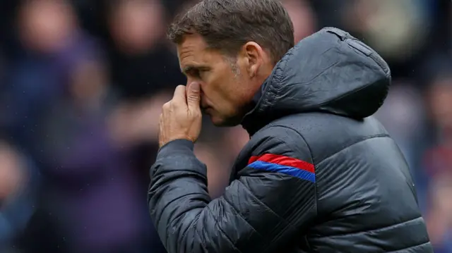 Frank De Boer looks dejected