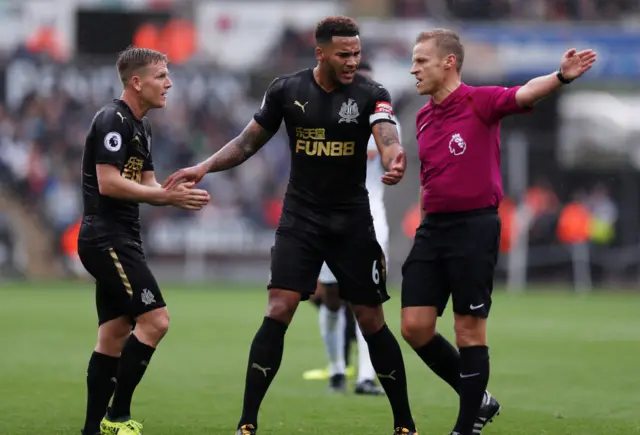 Matt Ritchie and Jamaal Lascelles