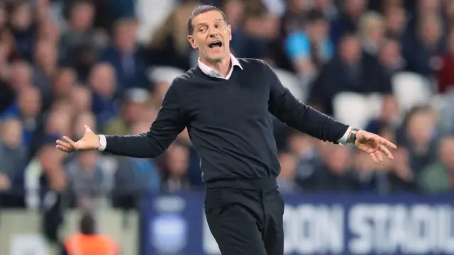 Slaven Bilic gestures