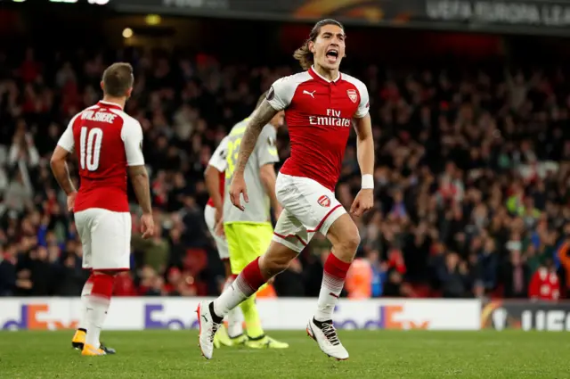 Hector Bellerin celebrates