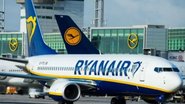 Ryanair plane