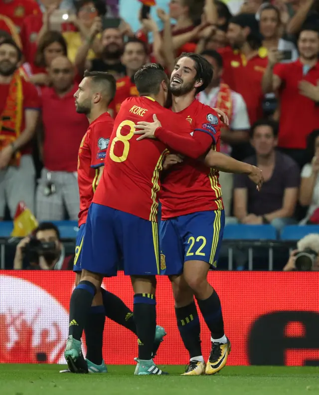 Isco celebrates