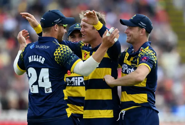 David Miller and Colin Ingram celebrate