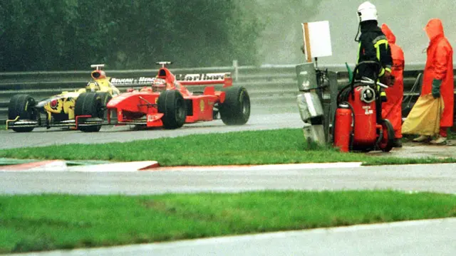 Michael Schumacher and Damon Hill during the Belgium GP in 1998