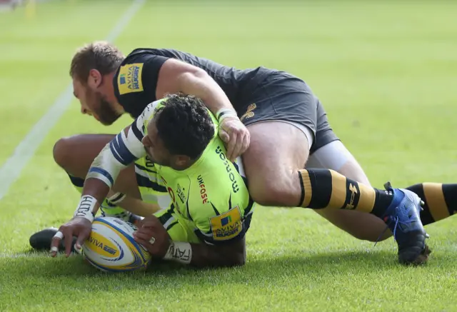 Denny Solomona scores