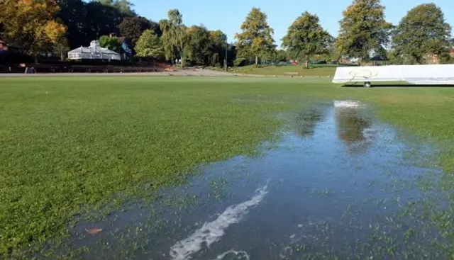 Wet Queen's Park