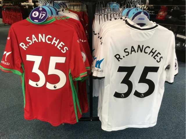 Sanches shirts