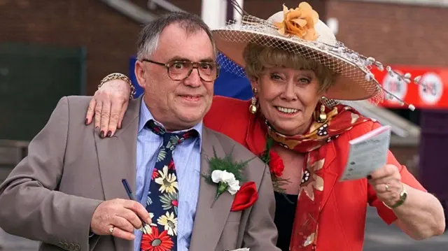 Liz Dawn and Bill Tarmey