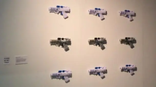 Water pistols at Centrala Gallery