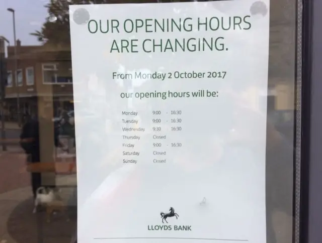 Notice in window of Lloyds Bank