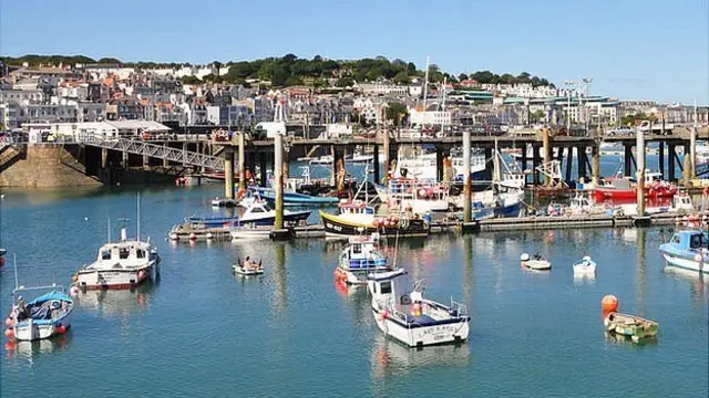 guernsey harbour