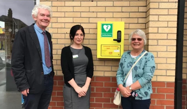 West end defib