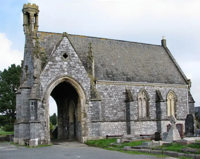 Ford Park Cemetery