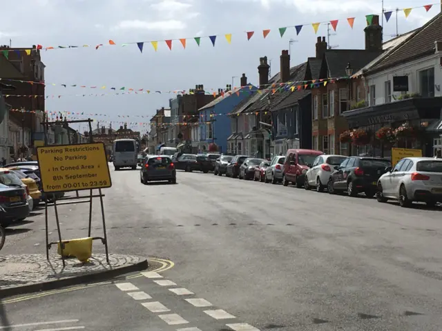 Road closure sign and bunting in Aldeburgh