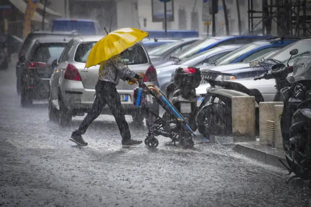 Rain in Naples