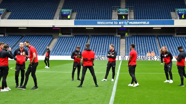 Aberdeen players prepare to face Hearts at Murrayfield