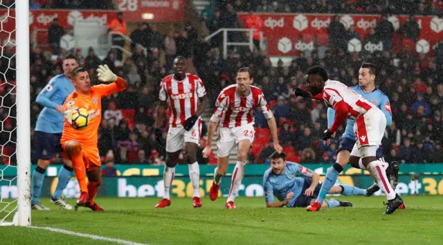 Darlow denies Diouf