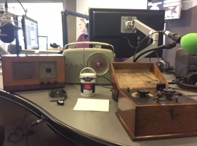 A number of old radios.