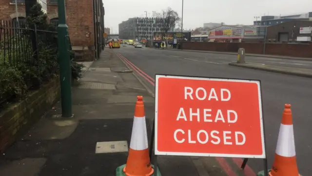 Road close sign