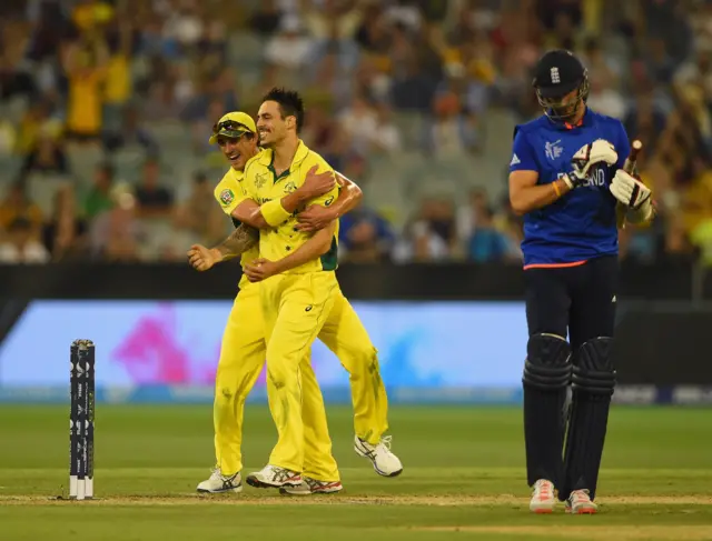 Mitchell Johnson celebrates wicket