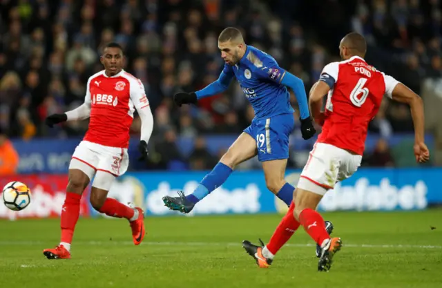 Islam Slimani