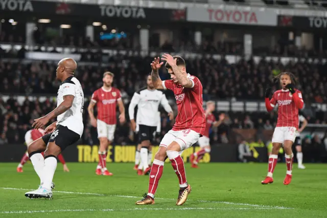 Jamie Paterson misses for Bristol City