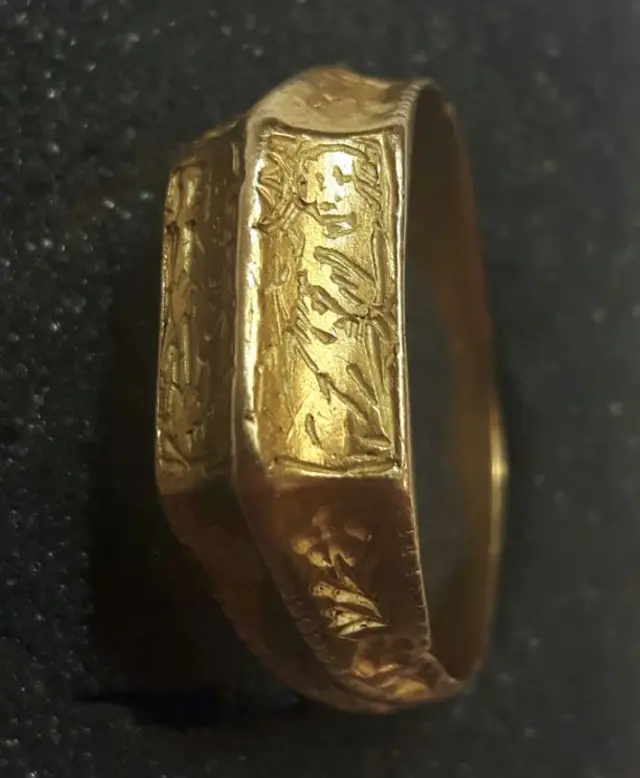 15th century ring