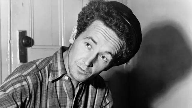 Woody Guthrie