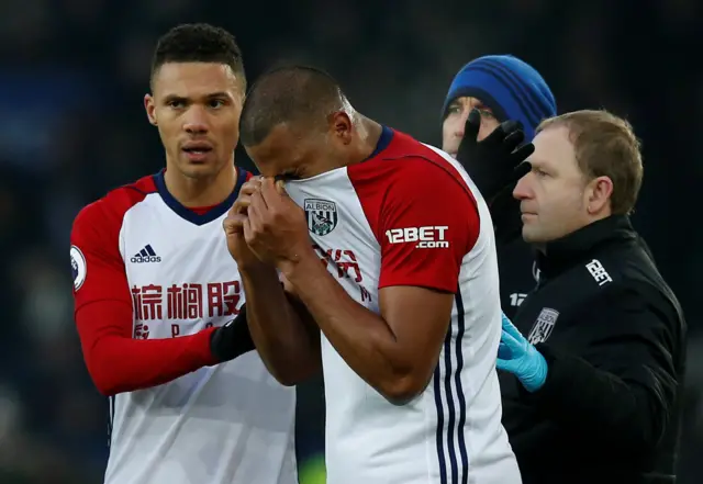 Kieran Gibbs consoles Salomon Rondon after his challenge