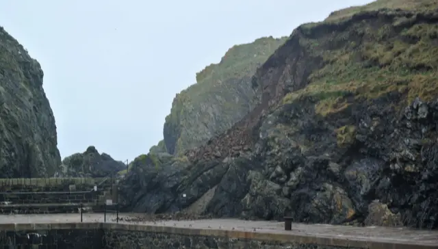 Mullion Cove