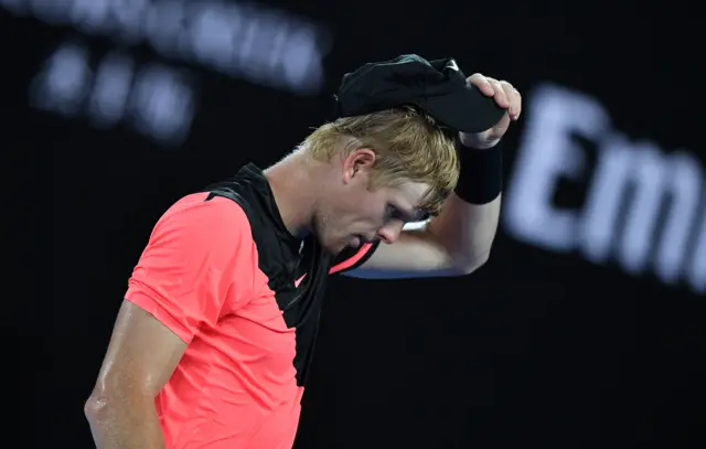 Kyle Edmund reacts