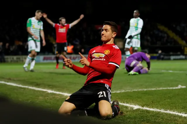 Herrera scores for Manchester United