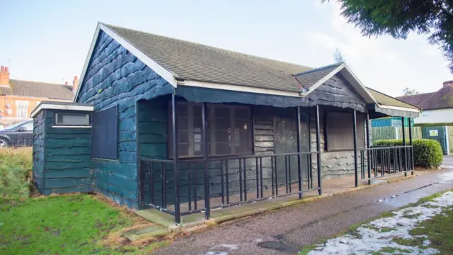 Pavilion in Gheluvelt Park