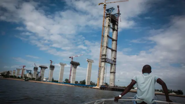 Maputo-Catembe Bridge under construction