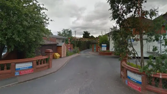 Entrance to Leominster Community Hospital