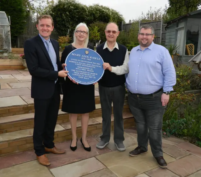 Councillors with plaque