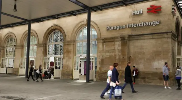 Hull Paragon